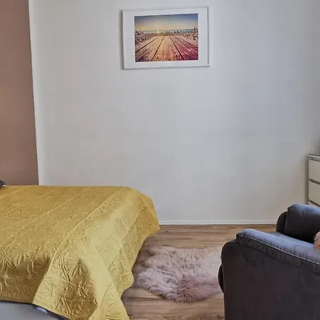 Monte Lu Apartment, & Pier 700m Apartment Sopot