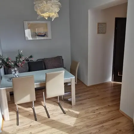 Monte Lu Apartment, & Pier 700m Appartement *