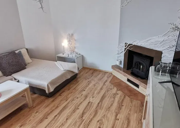 Appartement Monte Lu Apartment, & Pier 700m